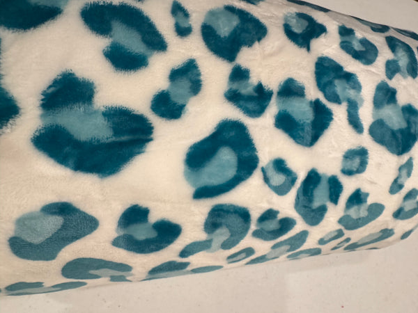 King Fleece Reversible Blankets (choose your fav design)