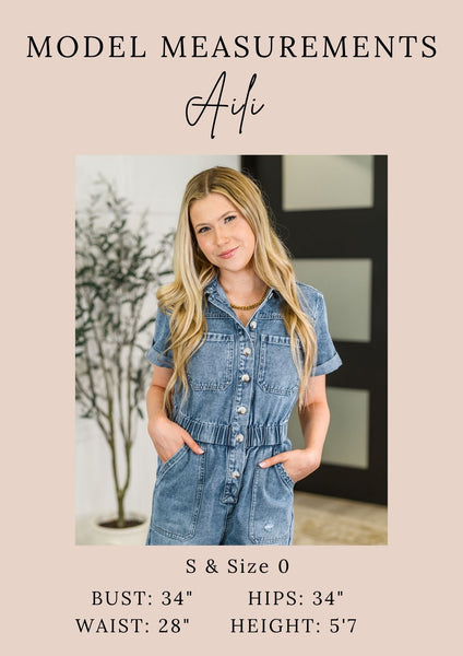 Mid Rise Judy Blue Jeans with Frayed Hem