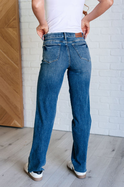 Mid Rise Control Top Vintage Straight Judy Blue Jeans