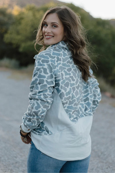 Grey and Creamy light Grey Pullover