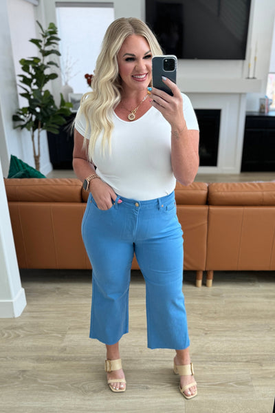 Judy Blue Wide Leg Crop Jeans in Sky Blue