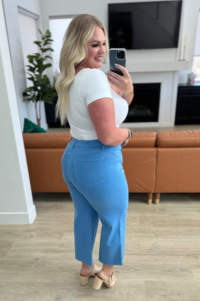 Judy Blue Wide Leg Crop Jeans in Sky Blue